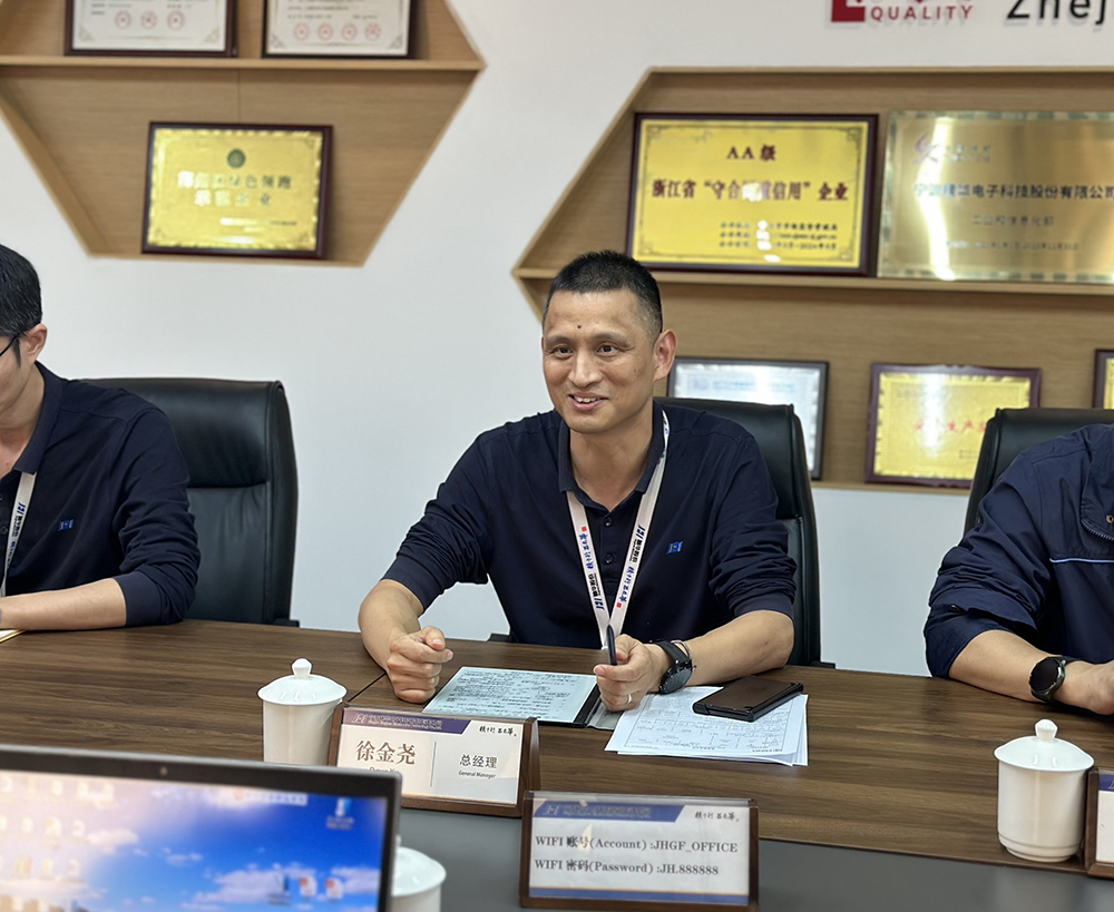 公司順利通過(guò)環(huán)境與職業(yè)健康安全管理體系審核(圖5) 公司順利通過(guò)環(huán)境與職業(yè)健康安全管理體系審核(圖5)