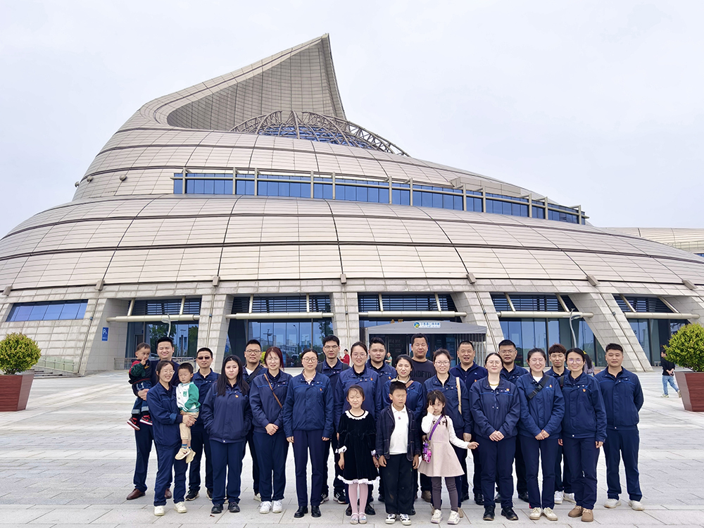 緬懷革命先烈 汲取奮進(jìn)力量 | 精華股份黨支部開(kāi)展主題黨日活動(dòng)(圖8)