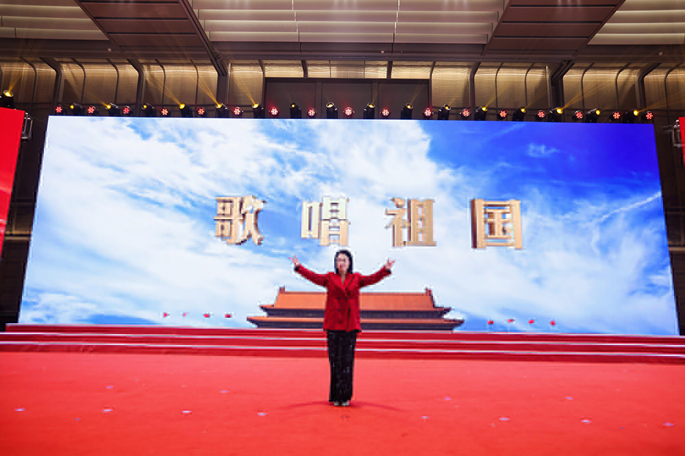 雙精聚智，新程閃耀——精成車(chē)業(yè)與精華股份尾牙盛宴圓滿(mǎn)落幕(圖2)